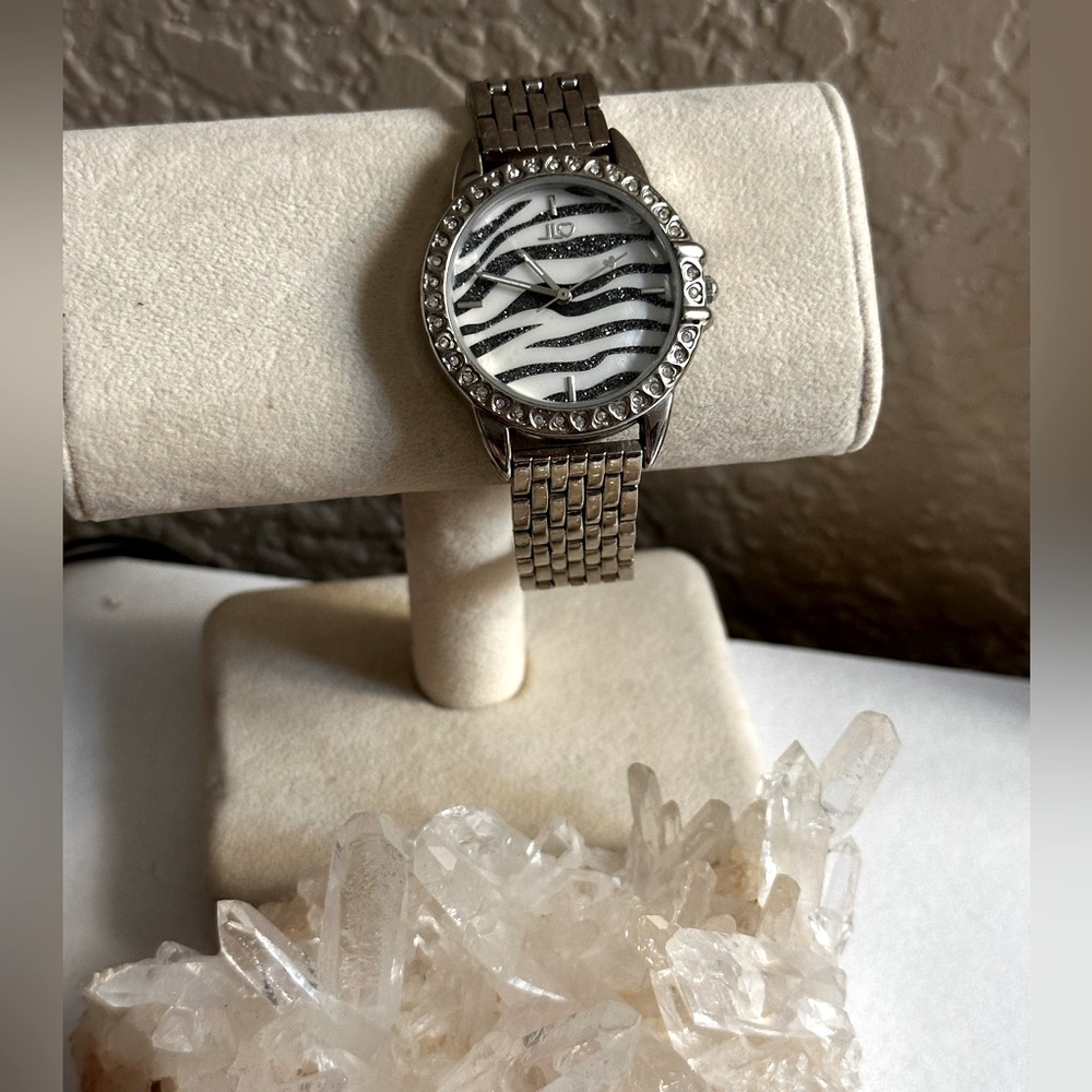 Vntage y2k rare JENNIFER LOPEZ JLO watch